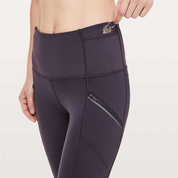 Lululemon toasty tech leggings - Picture 1 of 5